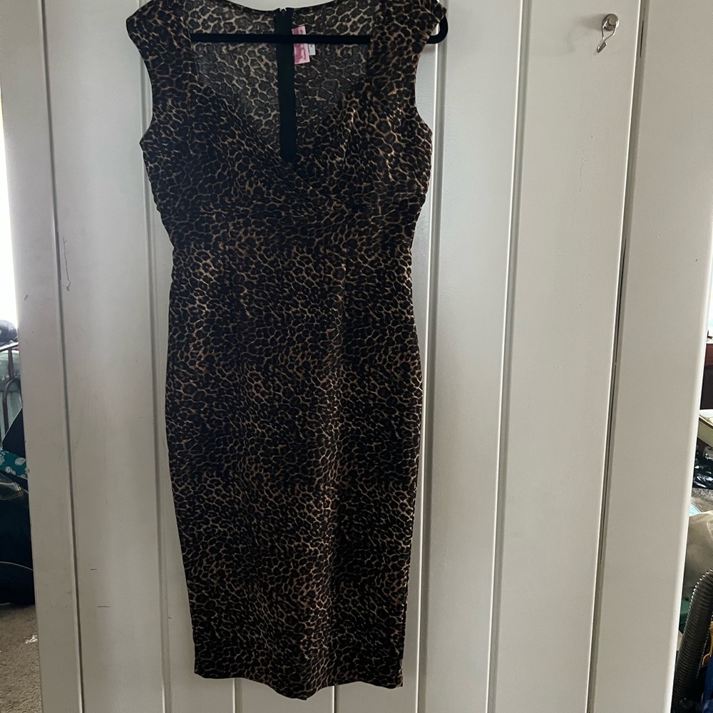 Pinup Couture Erin dress in leopard size XL